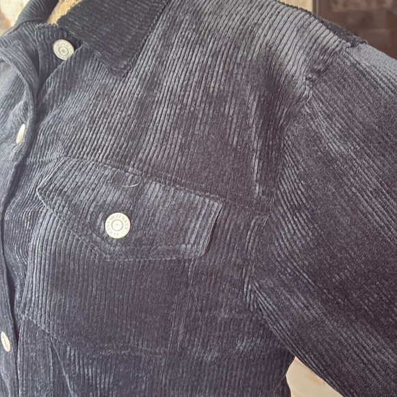 Zenana black corduroy jean jacket style shirt jacket shacket front raw hem - Picture 4 of 16